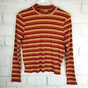 NWOT. JEWEL Long Sleeve Turtlteneck Striped Top.